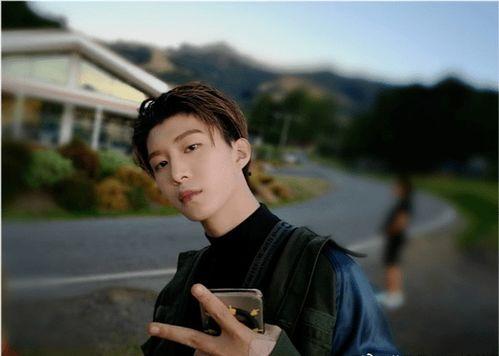 娱乐圈吃瓜范丞丞,娱乐圈的瓜田，他的成长与蜕变